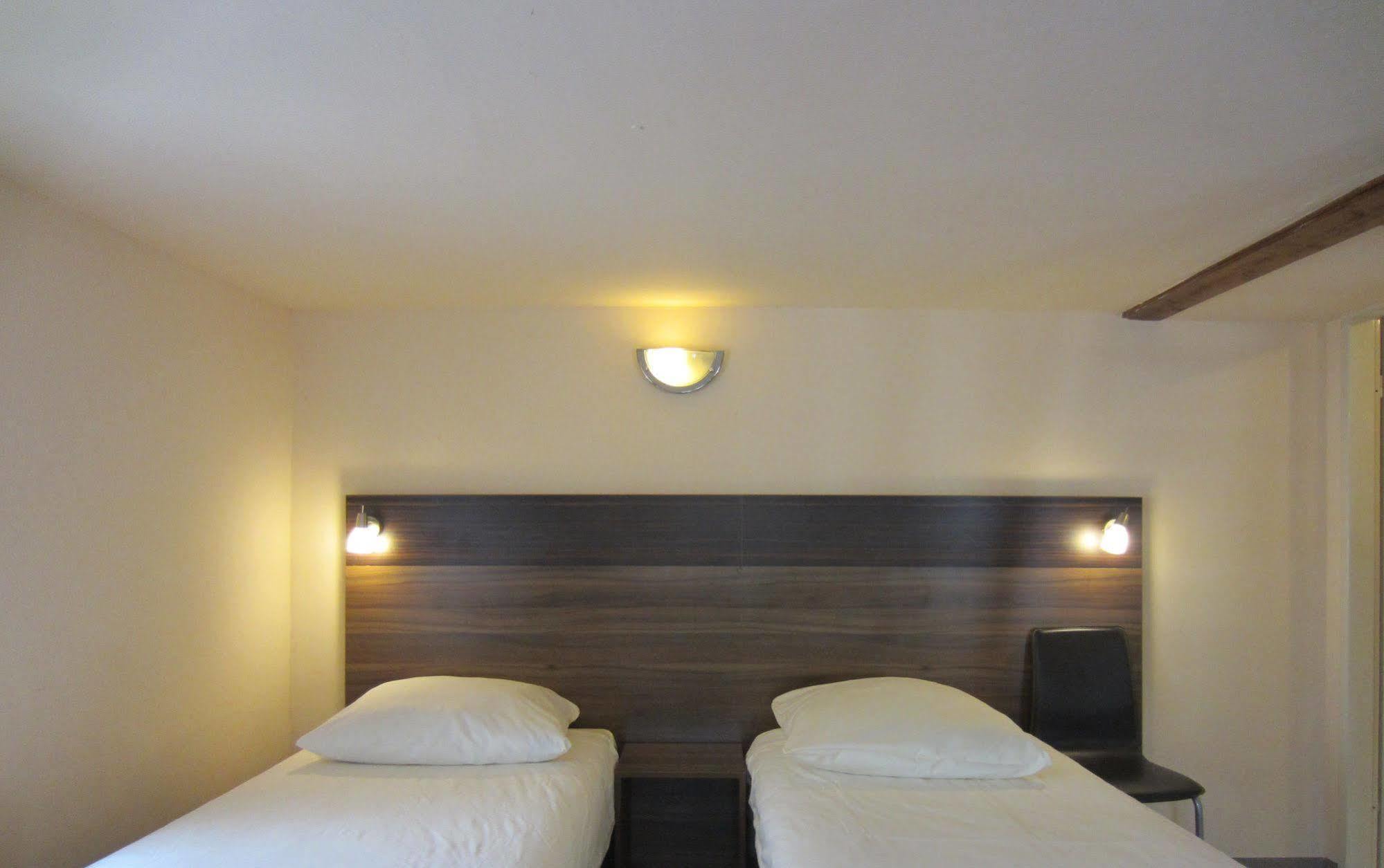 Altduesseldorf Otel Dış mekan fotoğraf