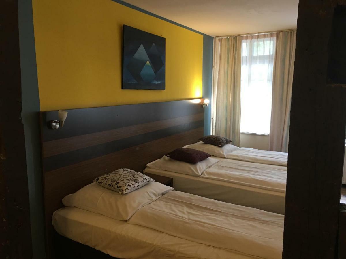 Altduesseldorf Otel Dış mekan fotoğraf